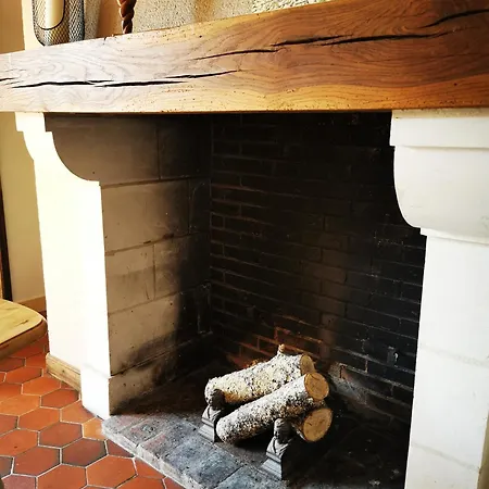 Escapade Au Prieure Дом отдыха *